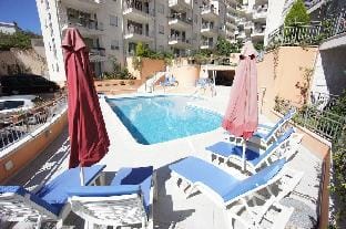Petrovac Bay Apartments Hotel in Budva Municipality