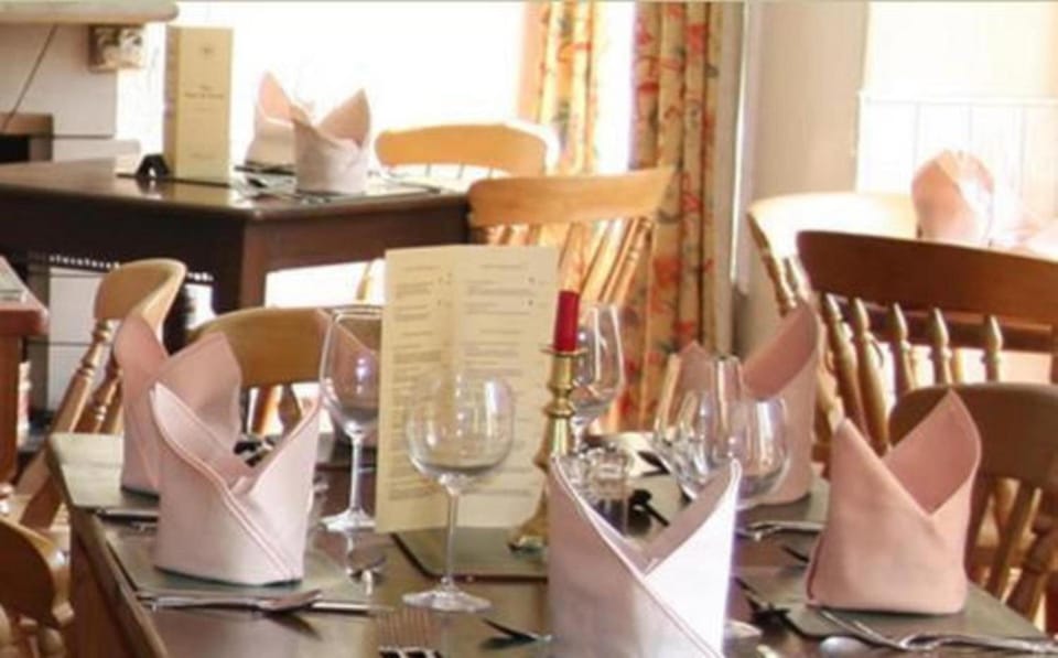 OYO Rose & Crown Hotel Hotel in England