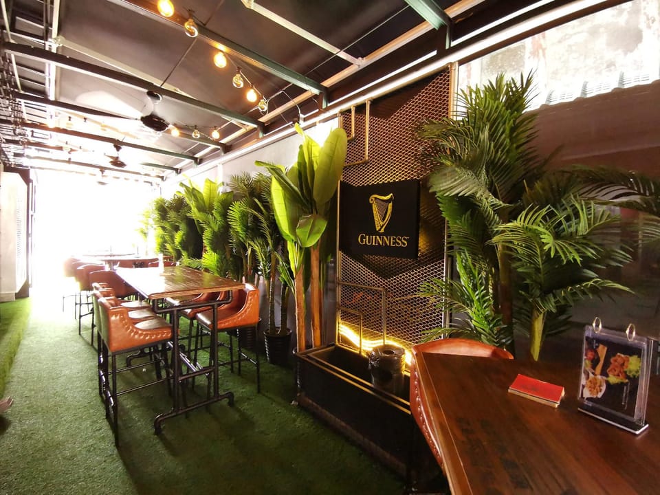 Bar/lounge