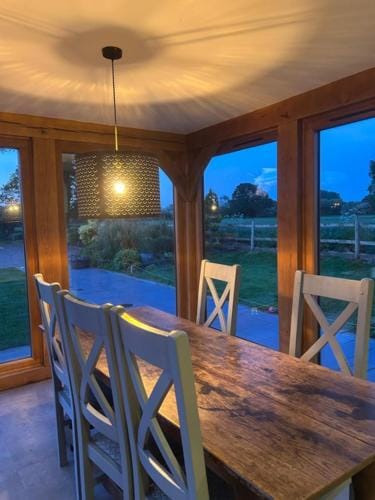 Bumble cottage Hotel in England