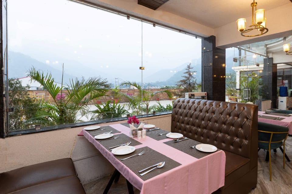 Indira Nikunj Rubystone Exotic Hotel in Rishikesh