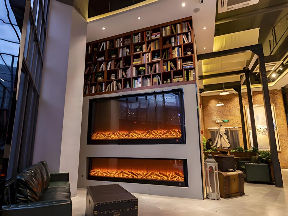 James Joyce Coffetel ，the innovation center of HuaNanChuangGu ，in Zhang Cha of Foshan city Hotel in Guangzhou