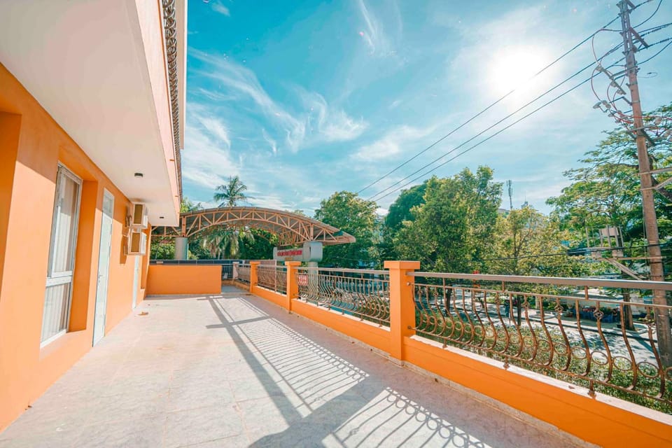Eagle Sam Son Hotel Hotel in Laos