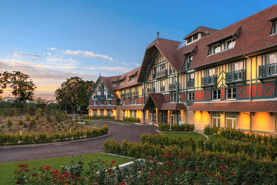 Renaissance Paris Hippodrome de St. Cloud Hotel Hotel in Saint-Cloud