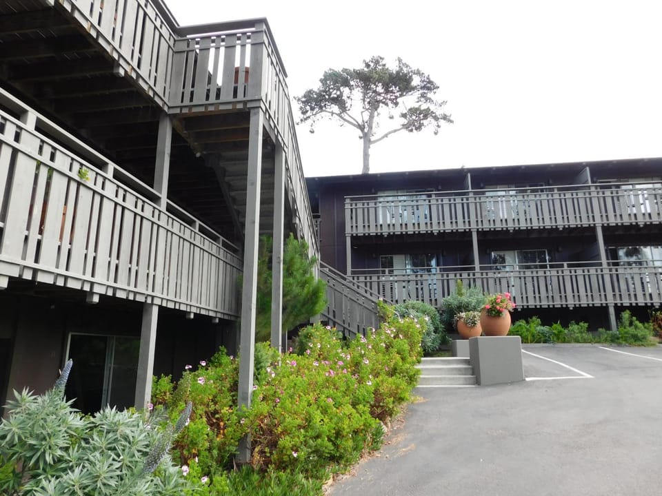 The Olympia Lodge Lodge in Pacific Grove
