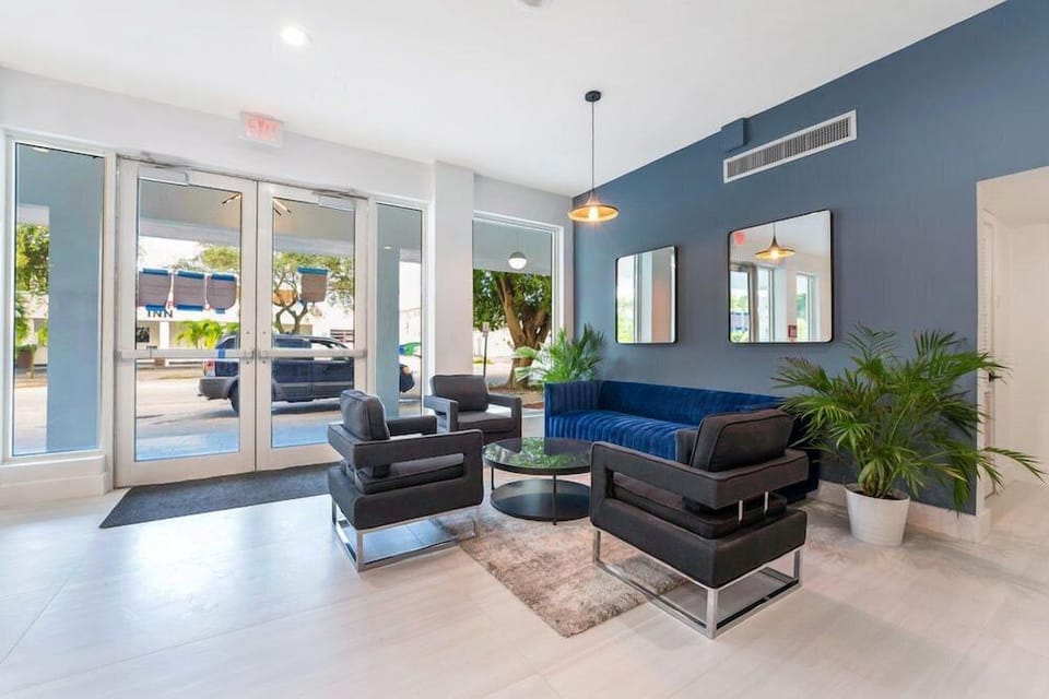 Runway Inn Miami Inn in Miami Springs