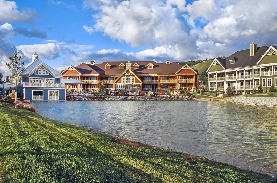 Embarc - Blue Mountain Resort in Grey Highlands