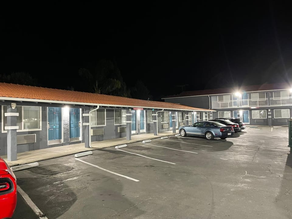 The Oaks Motel Motel in Oakland