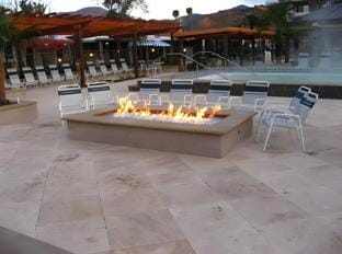Calistoga Spa Hot Springs Hotel in Calistoga