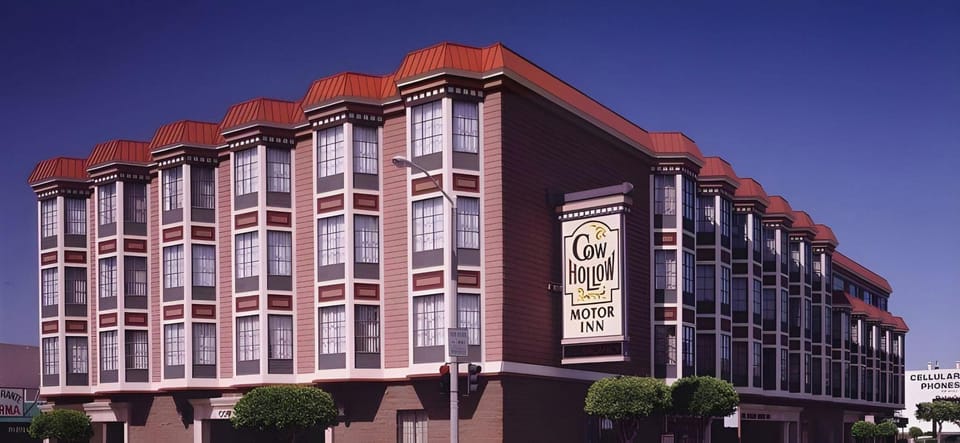 Cow Hollow Inn and Suites Hotel in San Francisco