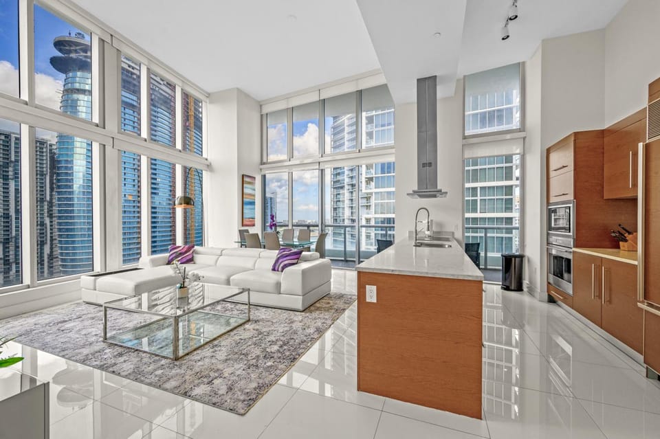 Icon Brickell Miami Hotel in Brickell