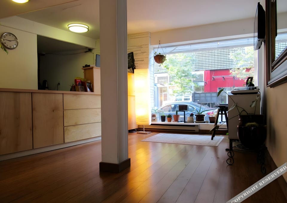Kings Inn Inn in Belltown