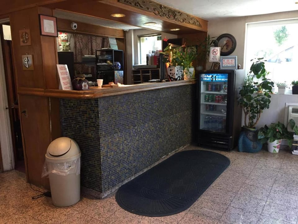 King Lodge Motel Motel in Monterey Park