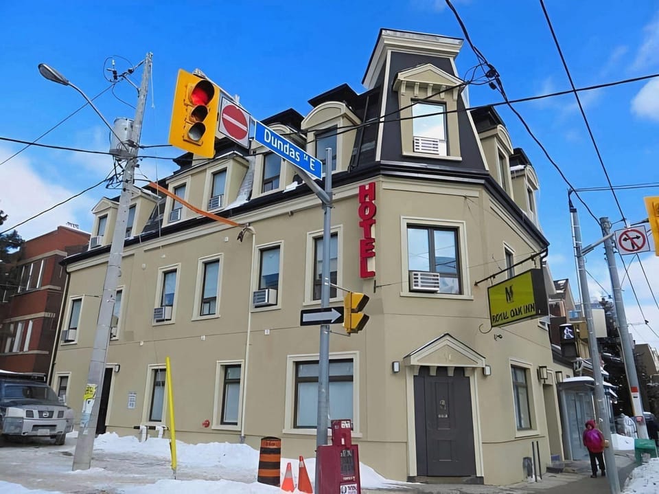 Royal Oak Inn Inn in Toronto