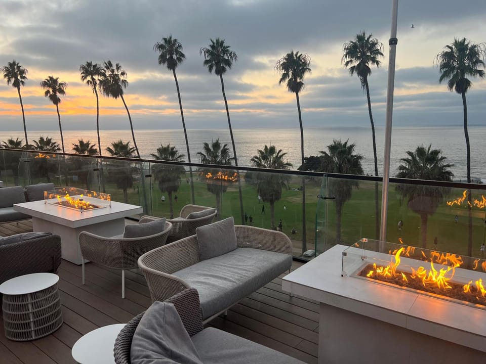 La Jolla Cove Suites Hotel in La Jolla