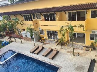 Summer House Resort2 Hotel in Khuekkhak