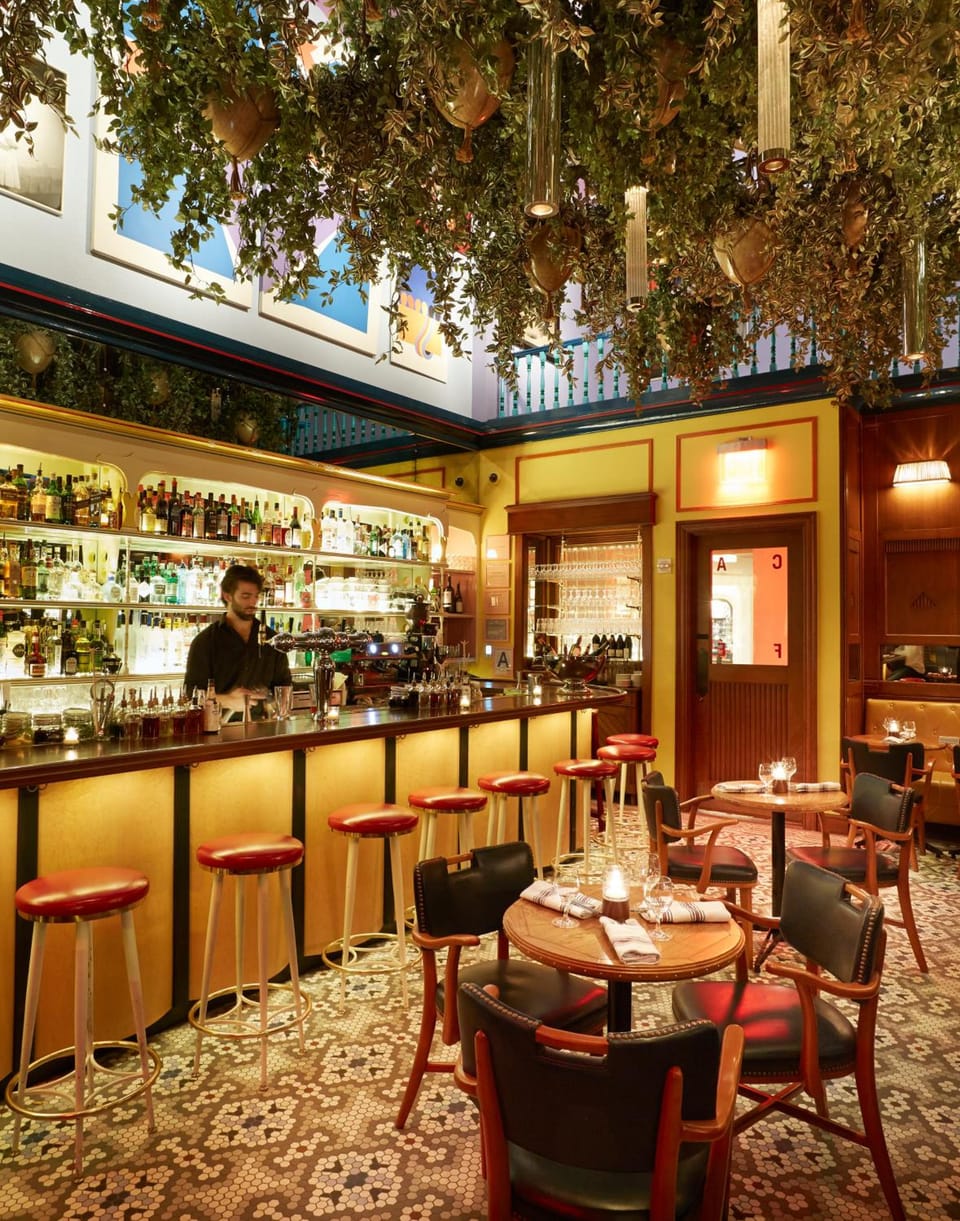 Bar/lounge