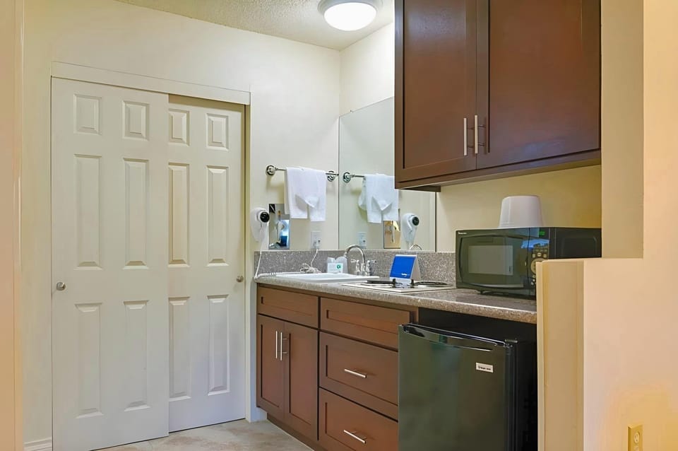 California Suites Hotel Hotel in San Diego
