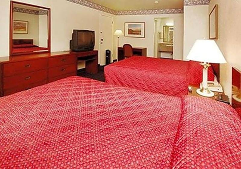 Driftwood Motel in Santa Clara