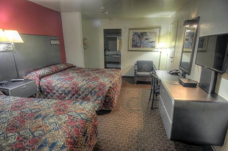 Driftwood Motel in Santa Clara