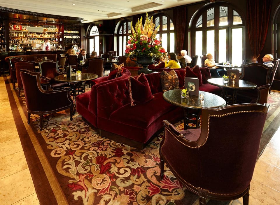 Bar/lounge