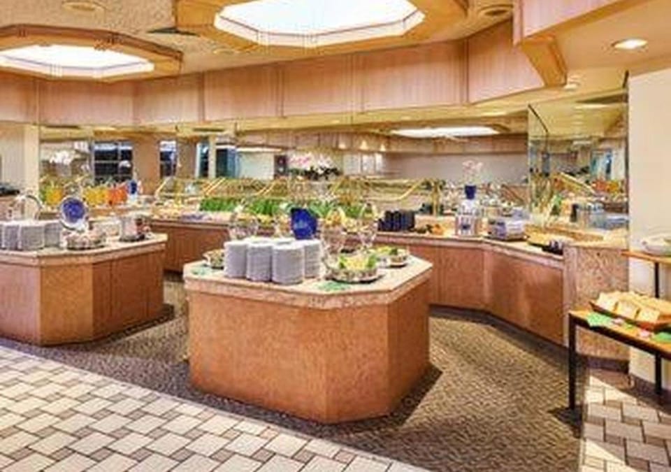 LSI Resorts at Ala Moana Hotel in Honolulu