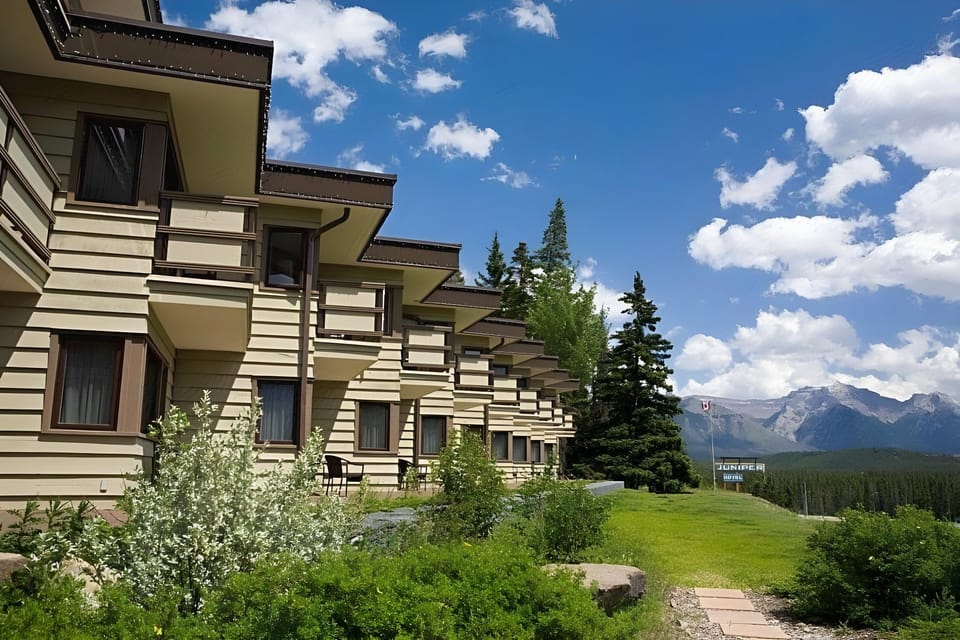 The Juniper Hotel & Bistro Hotel in Banff