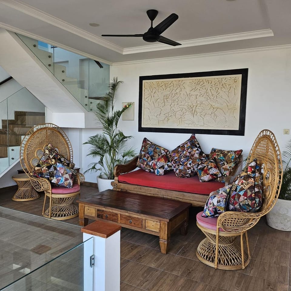 Villa Casablanca Surf Keramas Hotel in Blahbatuh