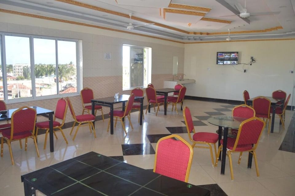 Peacock Court Hotel, Kilifi Hotel in Kilifi, Kenya