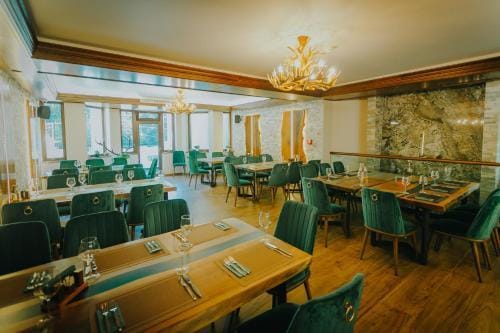 Complex Lostrita Hotel in Romania