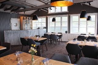 Brygga Restaurant & Room Hotel in Lofoten