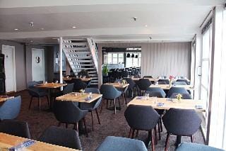 Brygga Restaurant & Room Hotel in Lofoten
