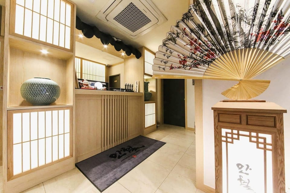 Jungni Manwol Hotel Motel in South Korea