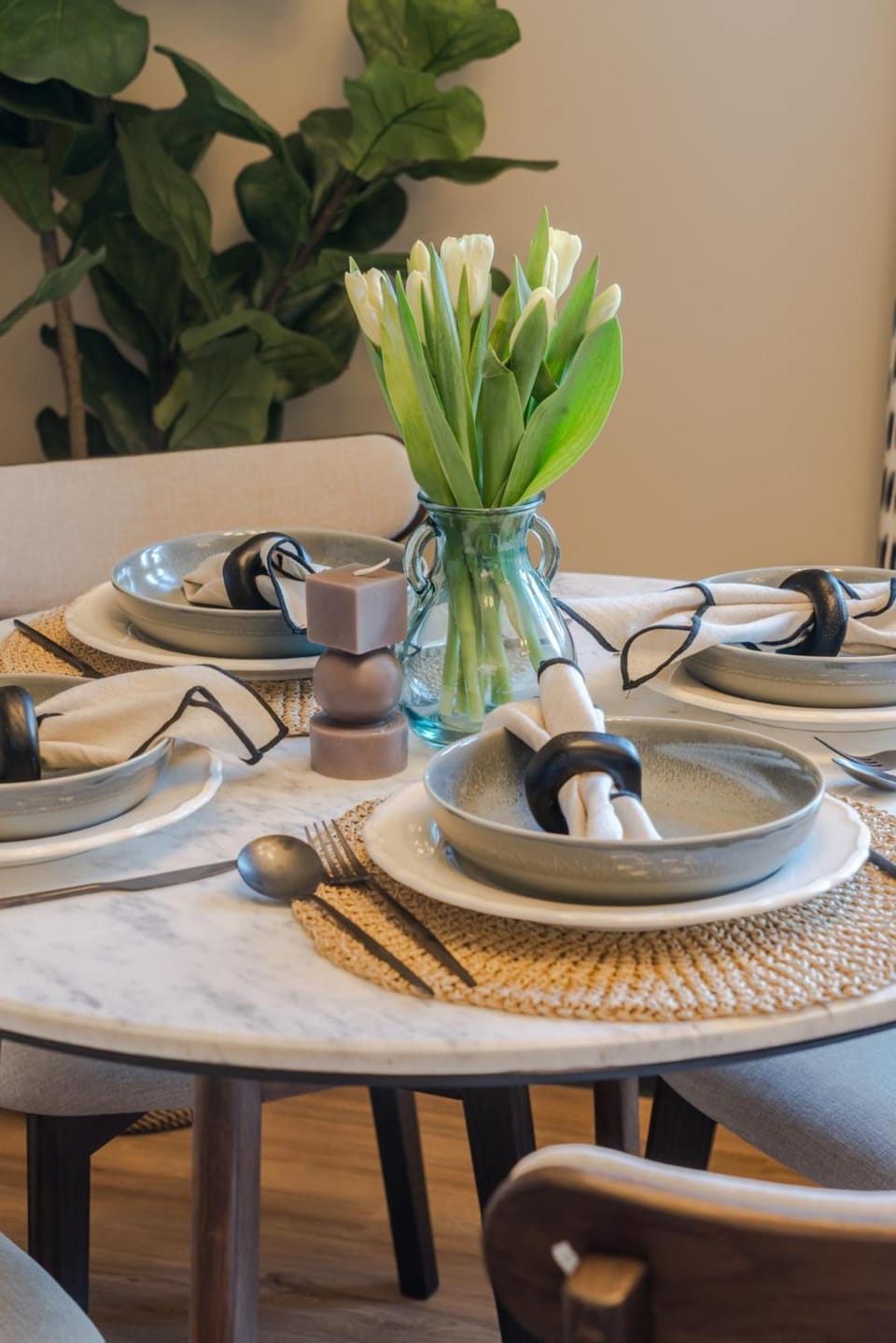 Pembroke House | 1 Bed apartment | Courtyard Hotel in Bristol