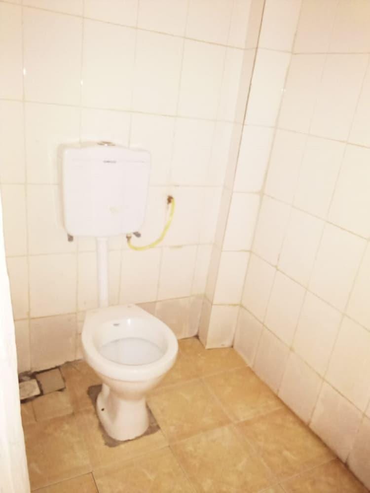 Safe Life Lodge Hotel in Kenya