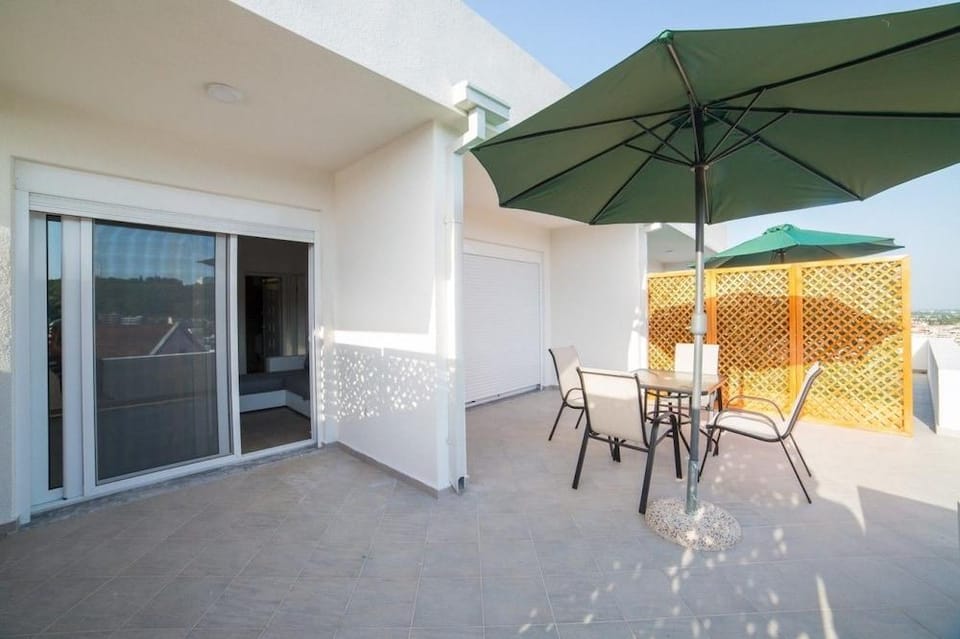 Apartmens Rex Hotel in Ulcinj