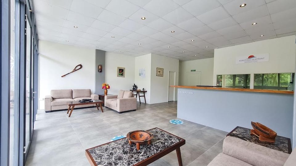 Seafront Apartment Coral Coast Hotel in Baravi