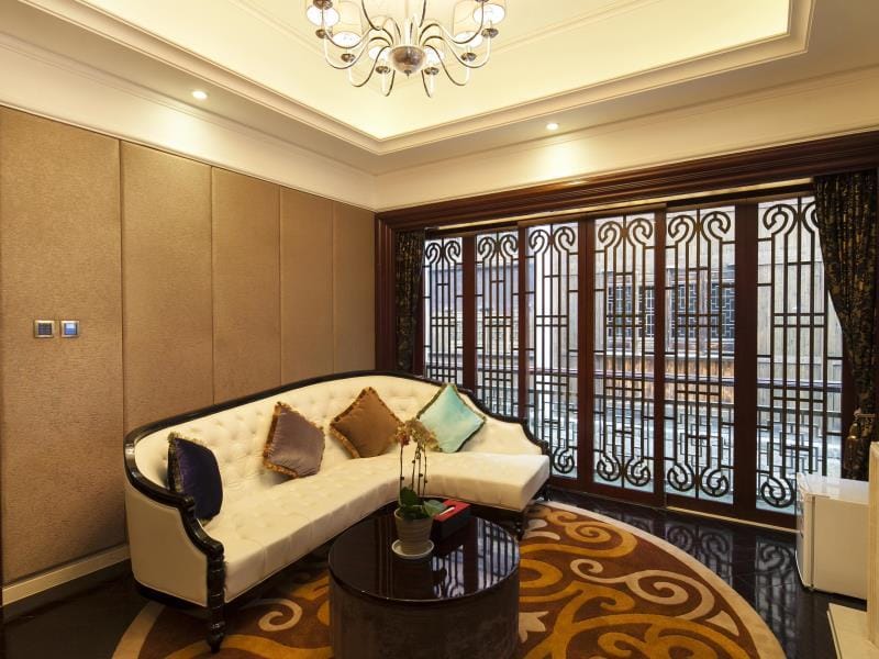 Eden Club House Hotel in Zhejiang