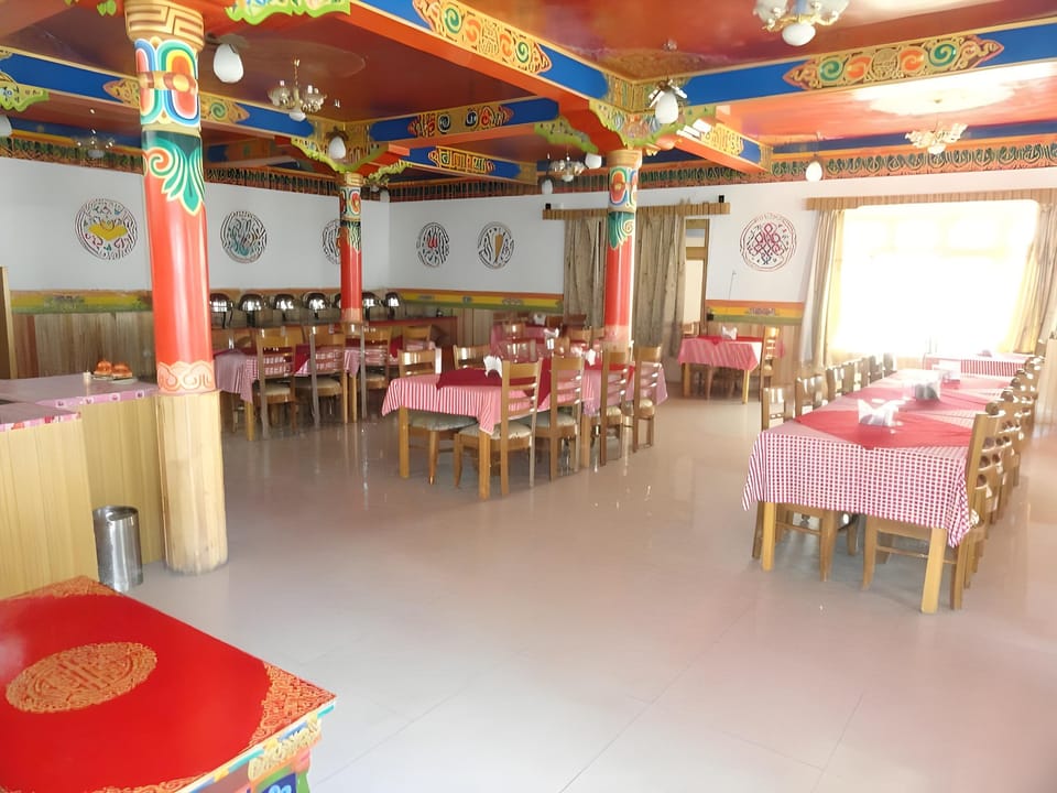 Alpine Villa Hotel in India