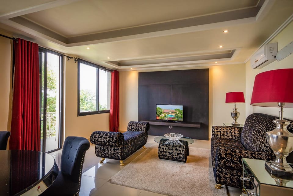 Country Lodge Complex Hotel in Freetown