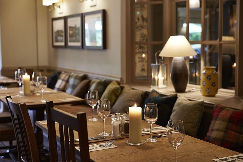 Dog House Hotel in West Oxfordshire District