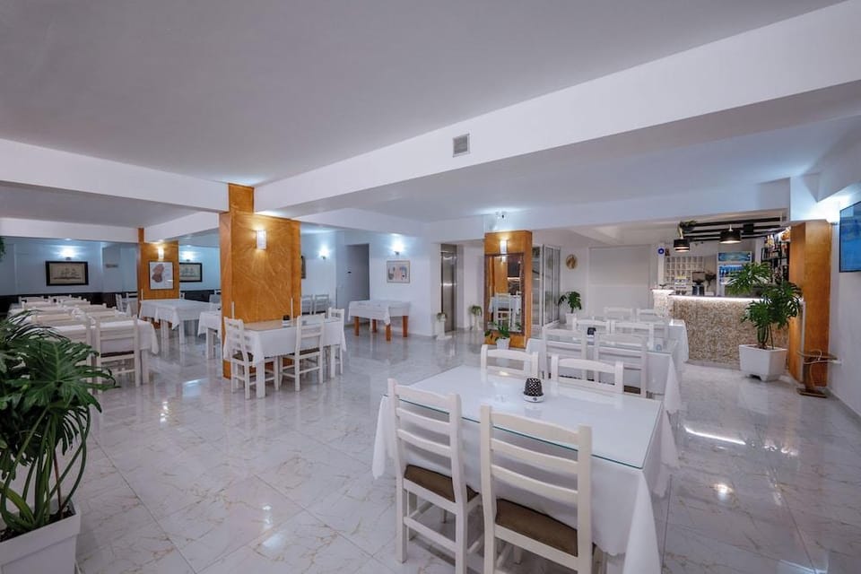 Elite Hotel Hotel in Sarandë