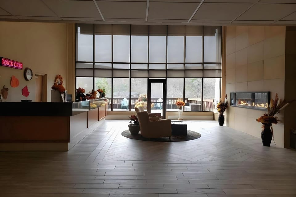 Chateau Resort and Conference Center Hotel in Pocono Mountains