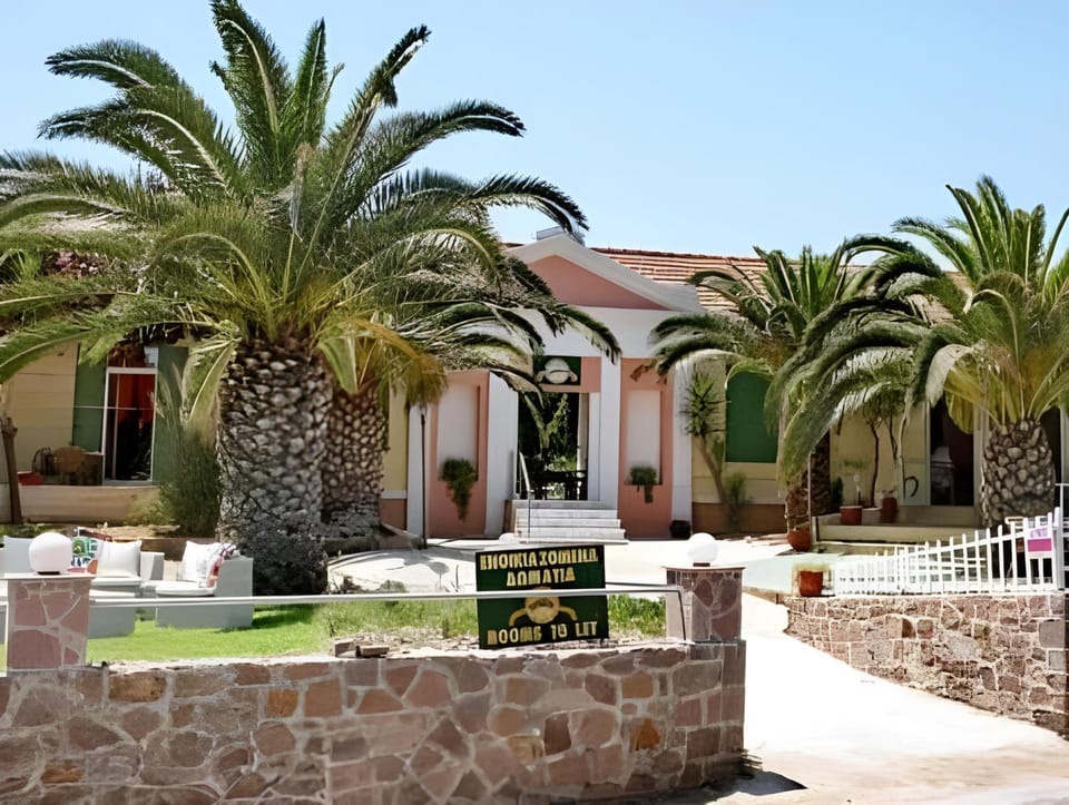 Paradisos Studios Hotel in İzmir Province