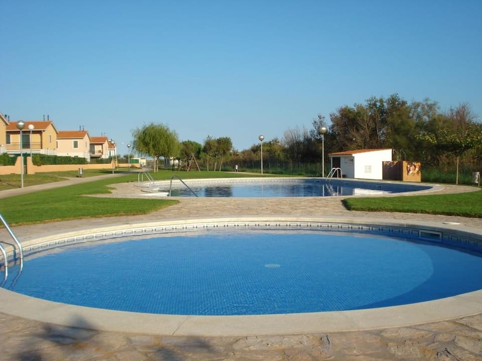 Villa Mas Pinell 44 Hotel in Baix Empordà