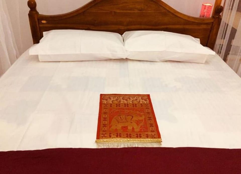 The Toropi Home Stay Hotel in Central Province
