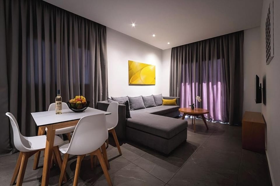 Damon Hotel Apartments Hotel in Paphos