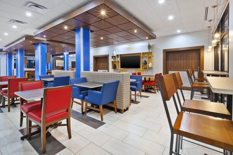 Holiday Inn Express & Suites Painesville - Concord By IHG Hotel in Lake Erie