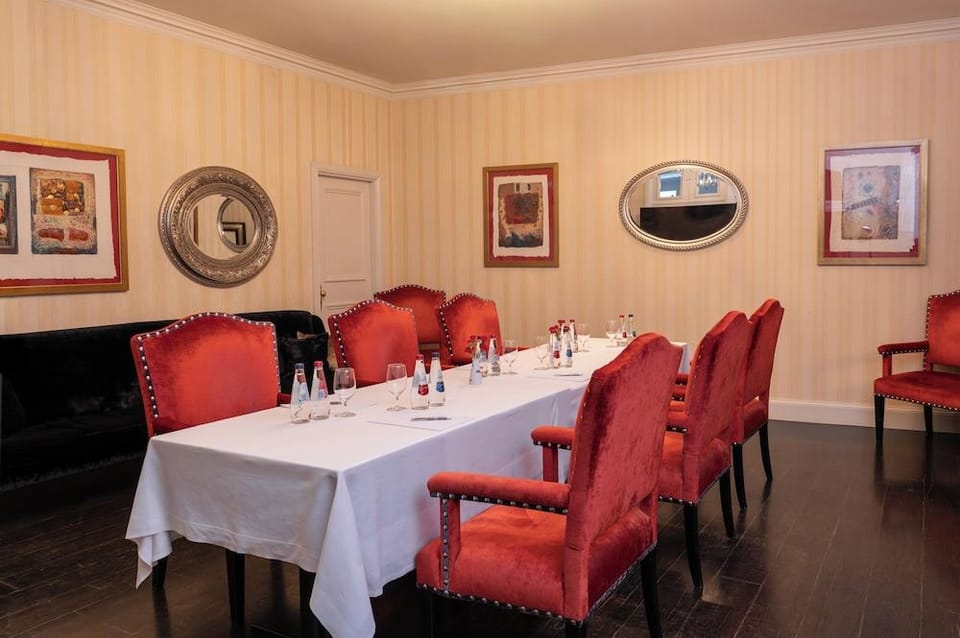 Grand Palace Hotel Hotel in Riga