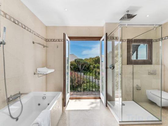 All About Puente Romano Penthouse Suite Hotel in Marbella
